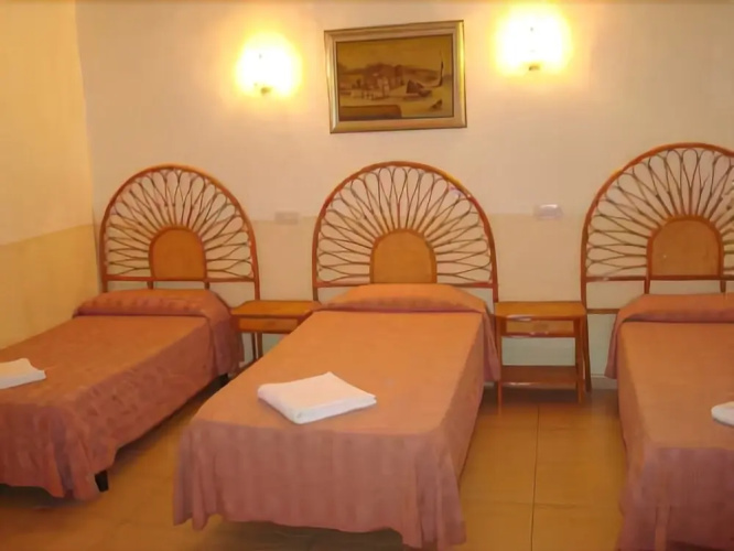 Hostal Rembrandt