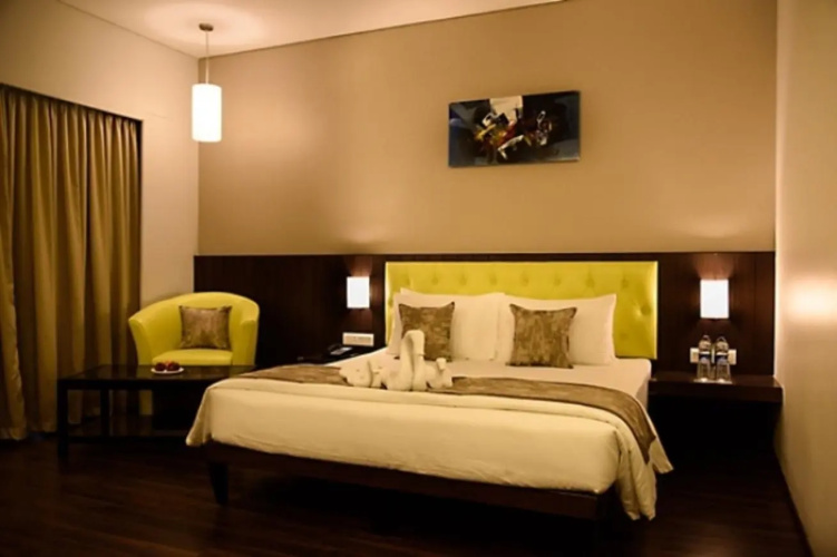 Phlox Hotel Hubli