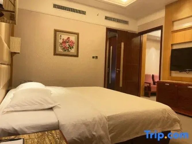 Deluxe Double Suite