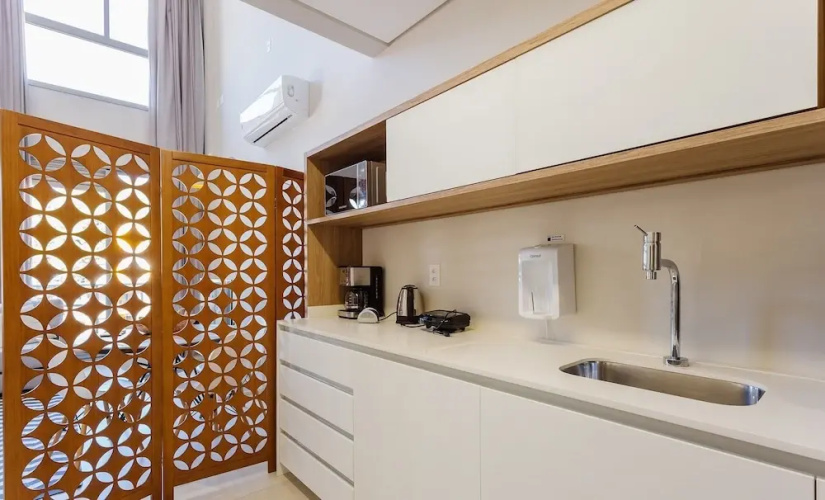 Elus - Building With Rooftop Pool 350m From the Beach!