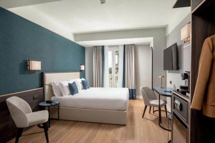 Omnia Superior Double room
