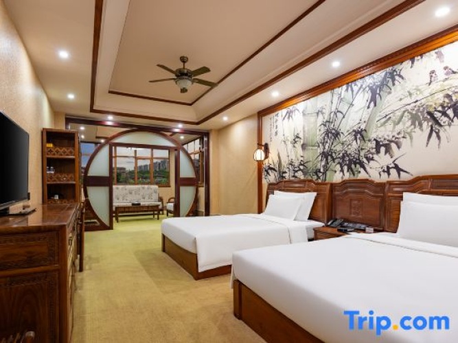 Standard Sextuple room