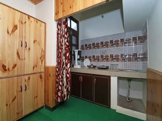Summer House by OYO Rooms