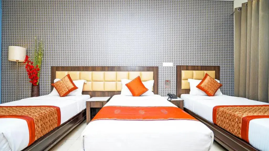 Hotel Pooja Palace