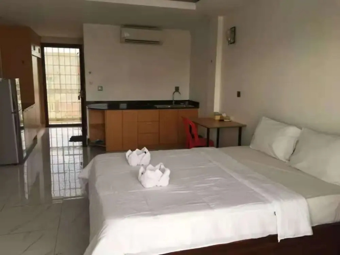 Full Moon Hotel And Apartment