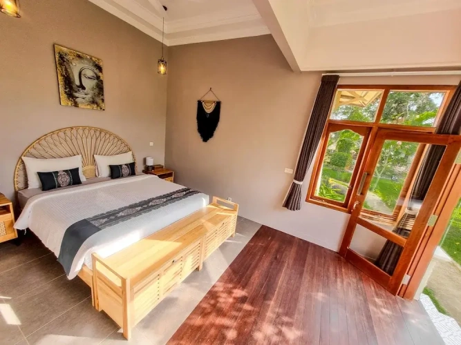 Deluxe Double Basement room with garden view
