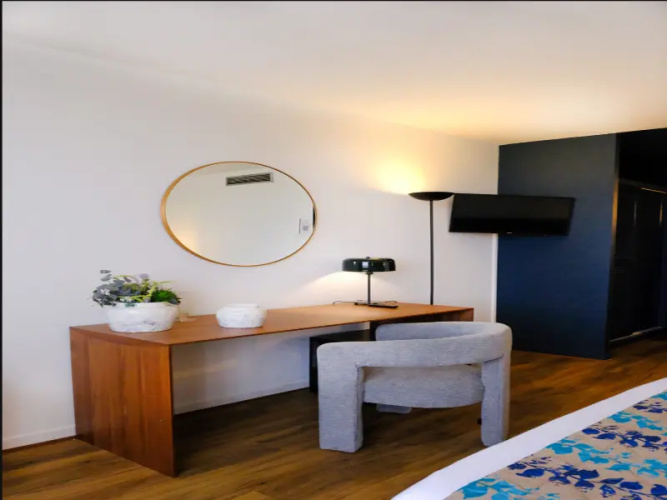 Standard Suite