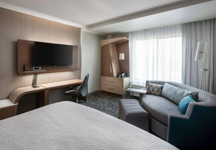 Courtyard by Marriott Pullman