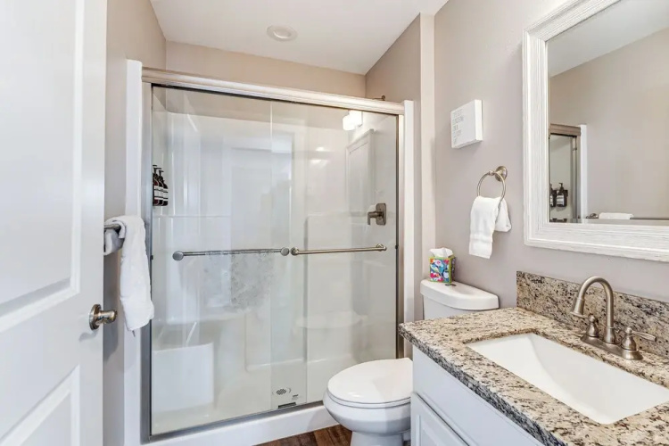 Modern Ocean Shores Home, 2 Mi to Beach!