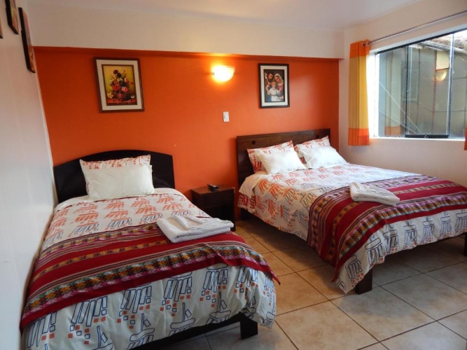 Standard Triple room