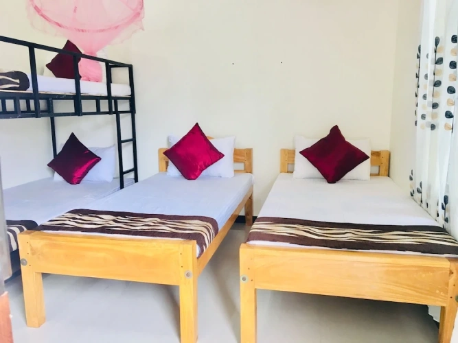 Economy Quadruple room