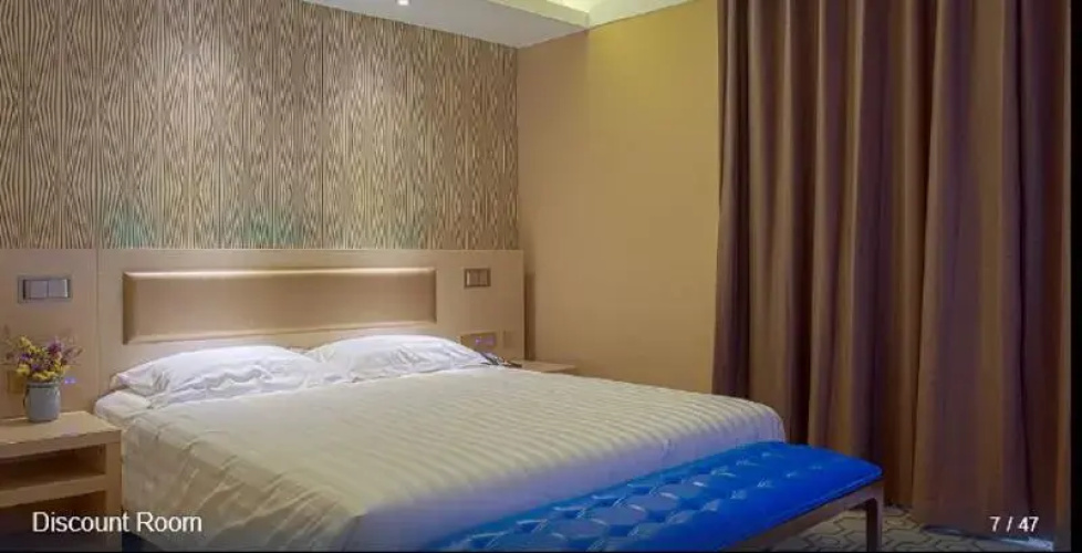 Dongchuang Holiday Hotel
