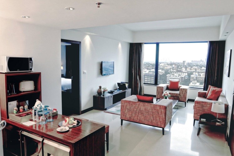 Executive Double Suite with city view