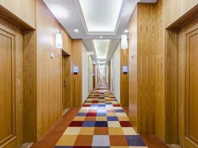 Bo'ai Junhuai Shangpin Hotel