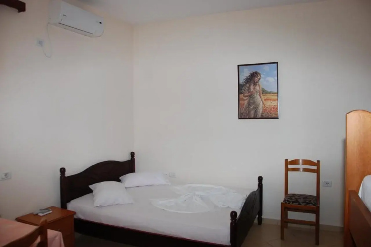 Hotel Rixhi