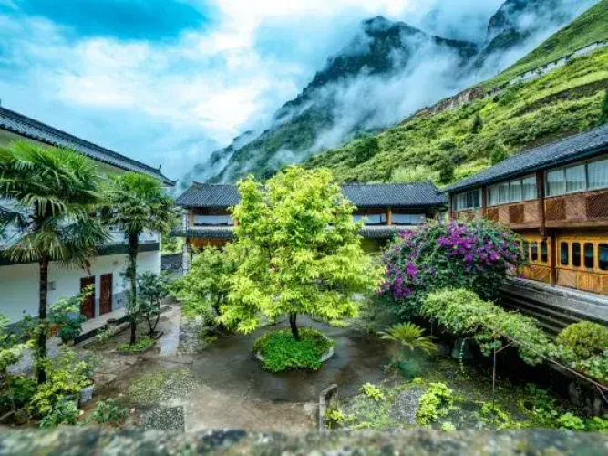 Teacher Zhang's Inn