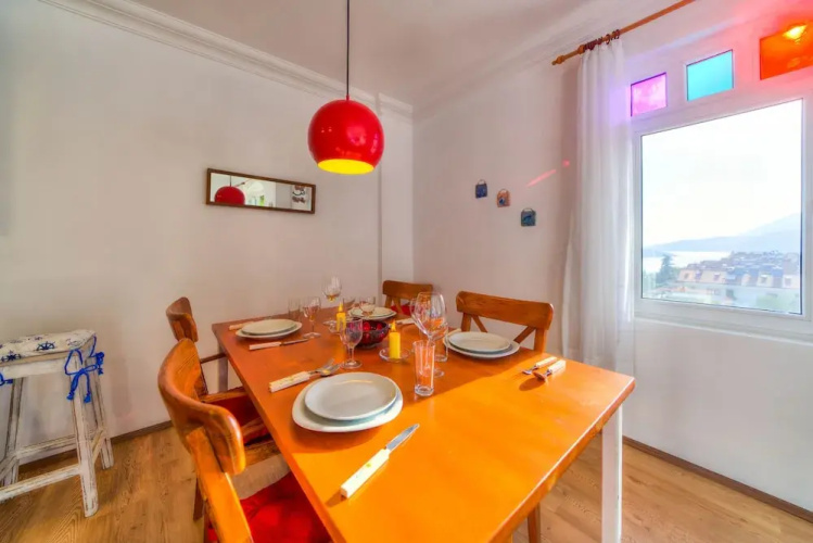Luna Apartment