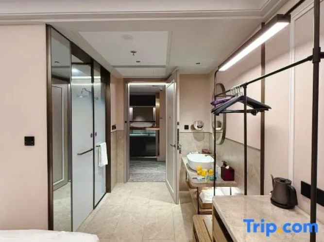 Standard Twin Family room