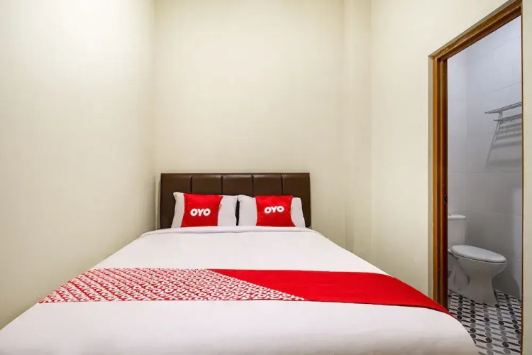 3 Point Residence by OYO