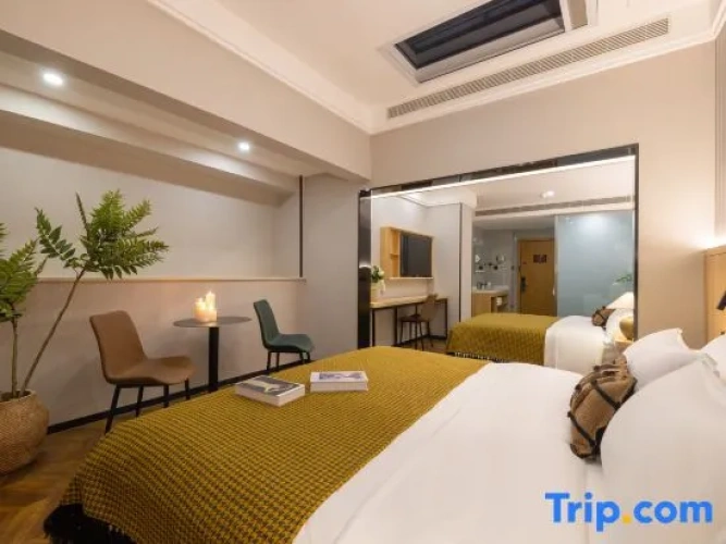 Economy Suite