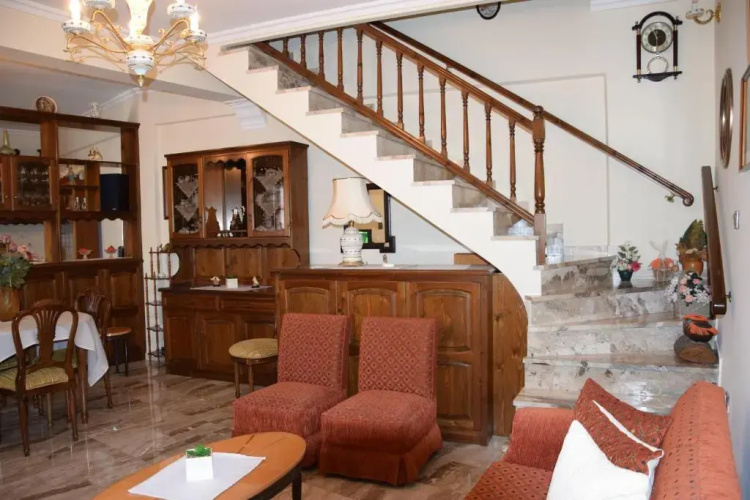 Naoussa Center Cycladic House