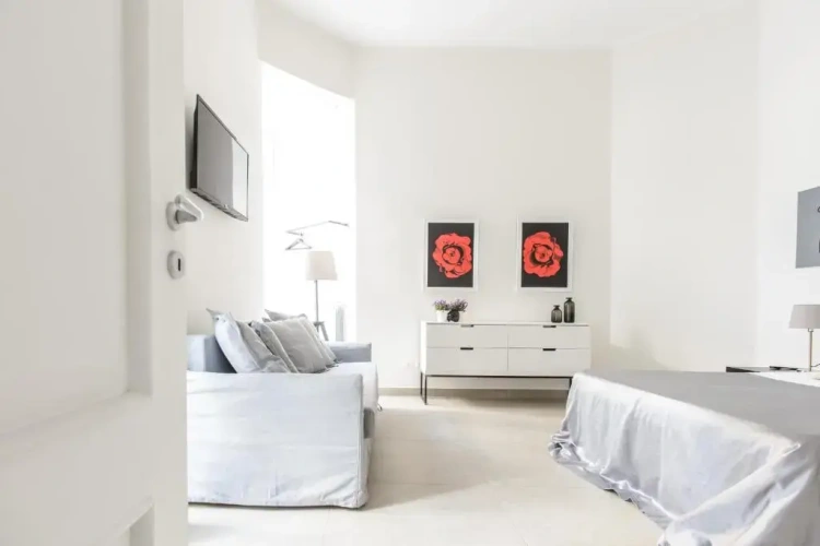 2 Bedrooms Apartment