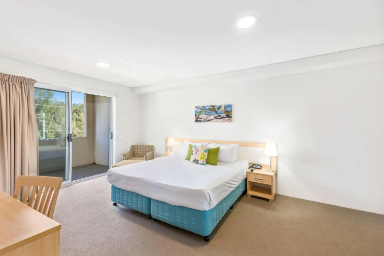 Quality Suites Pioneer Sands