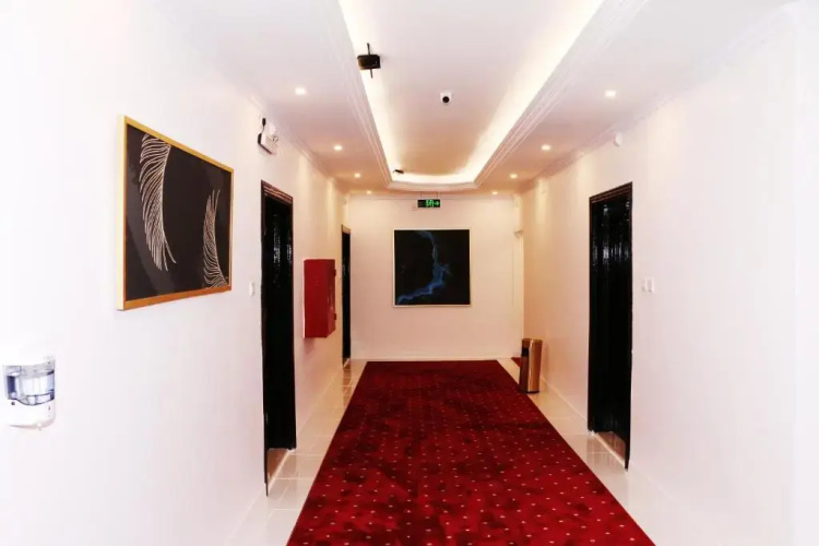 Mandaren Suites