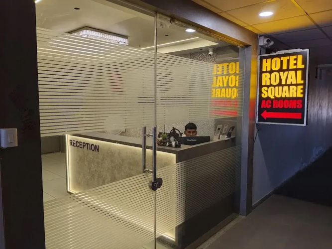 Hotel Royal Square