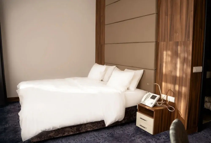 Olivia Rooms