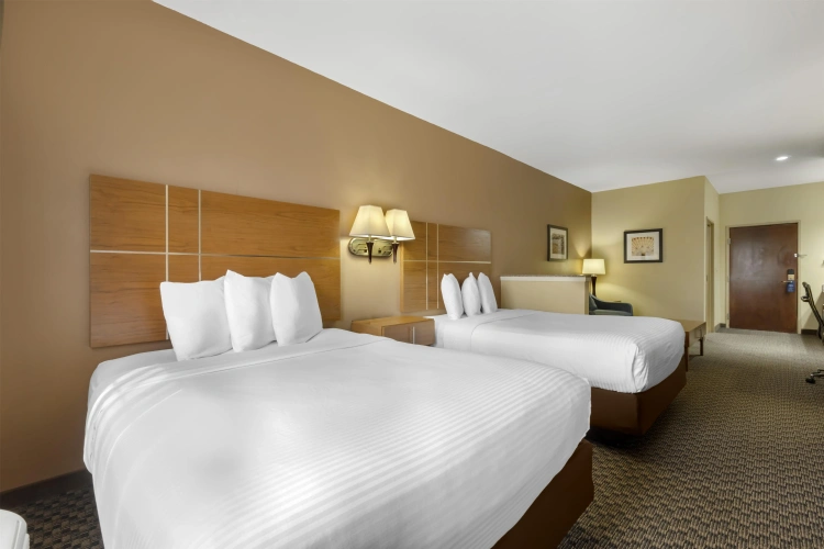 Standard Quadruple room