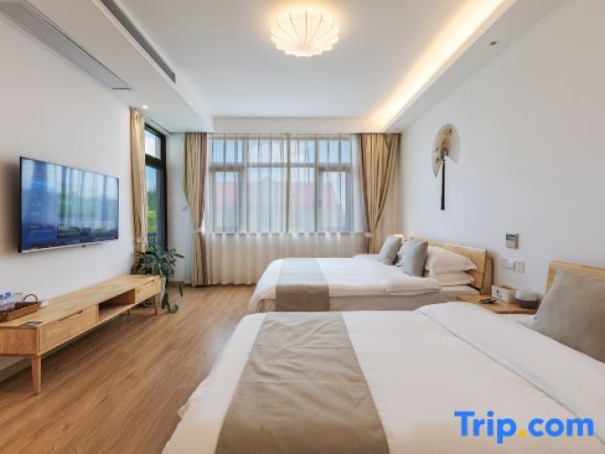 Standard Family room with river view
