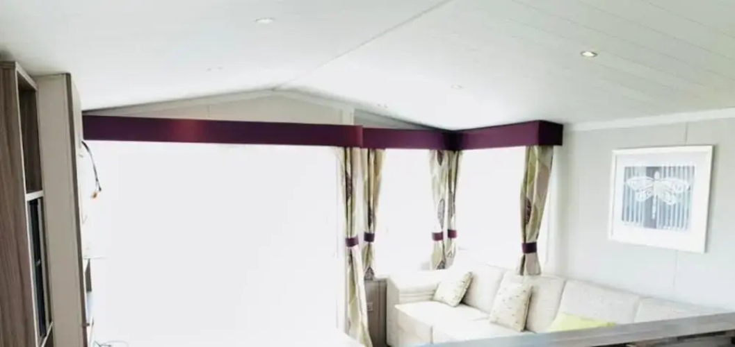 Luxury Caravan Only 10 Mins From the Beach