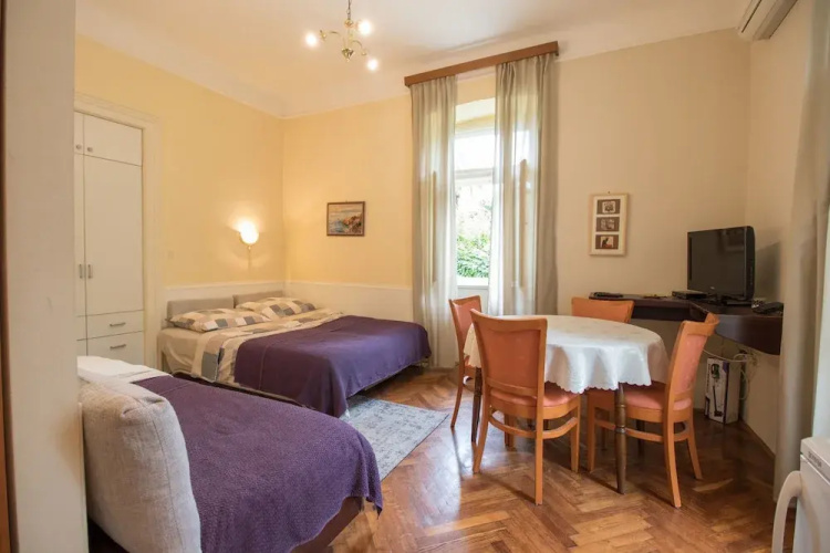 Apartments Rezine