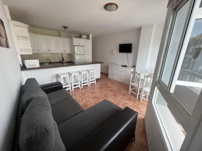 2 Bedrooms Apartment with balcony and with city view
