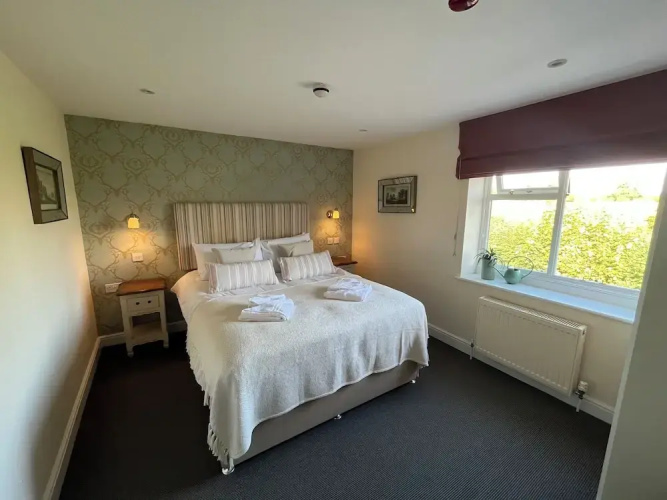The Olde Coach House Inn