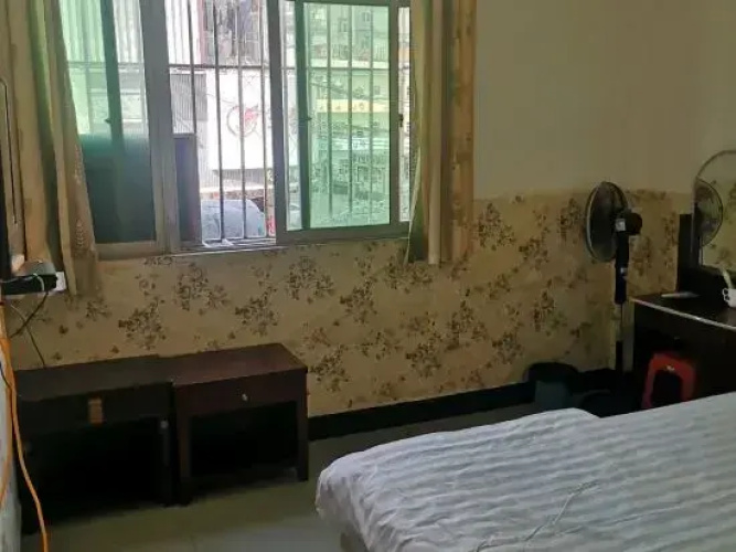 Shunfenglou Hostel
