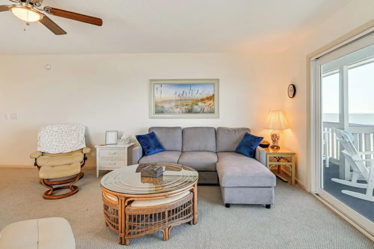 Oceanfront Condo w/ Pool Access in Surfside Beach!