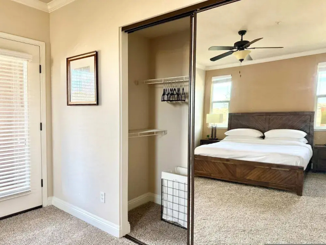New Luxurious 1BR Apartment Heated Pool Spa Sauna
