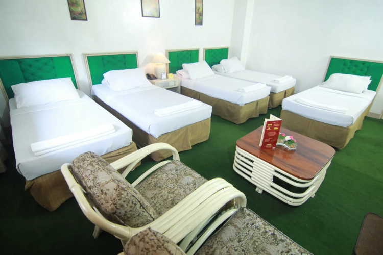 Hotel Supreme