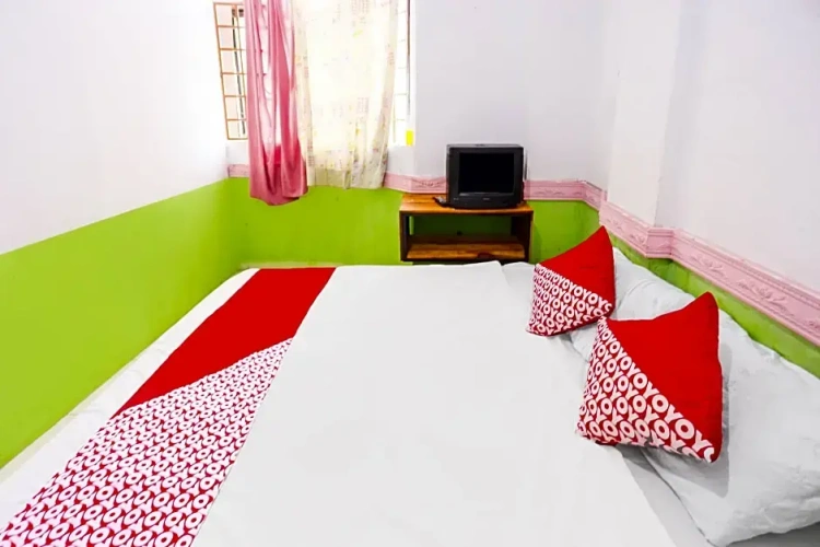 Economy room