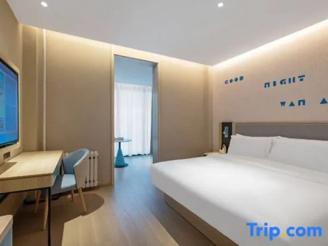 Standard Double room with view