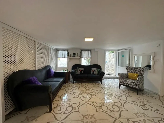 Monat Otel Hacimemis