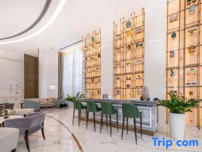 Senran Wutong Hotel
