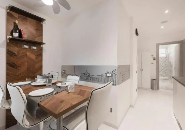 2 Bedrooms Apartment