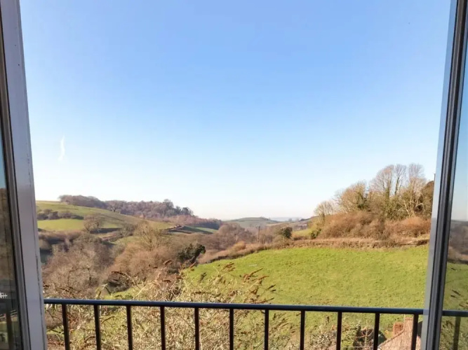 Three Horseshoes Inn