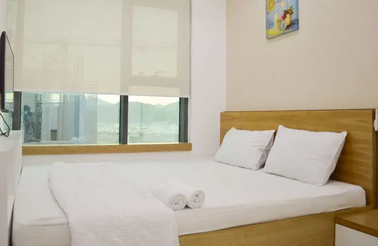 Maika Condotel