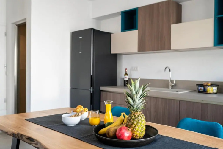 Thira Gold Suites