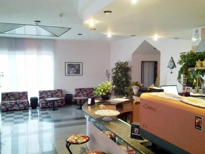 Vinsea Hotel