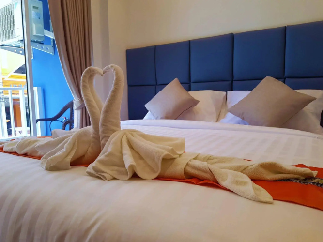 Club Apartments